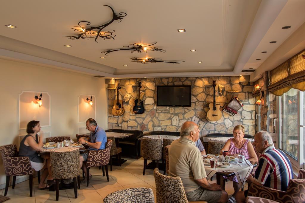 9 Queens Spa Hotel Loutra Edipsou  Eksteriør billede