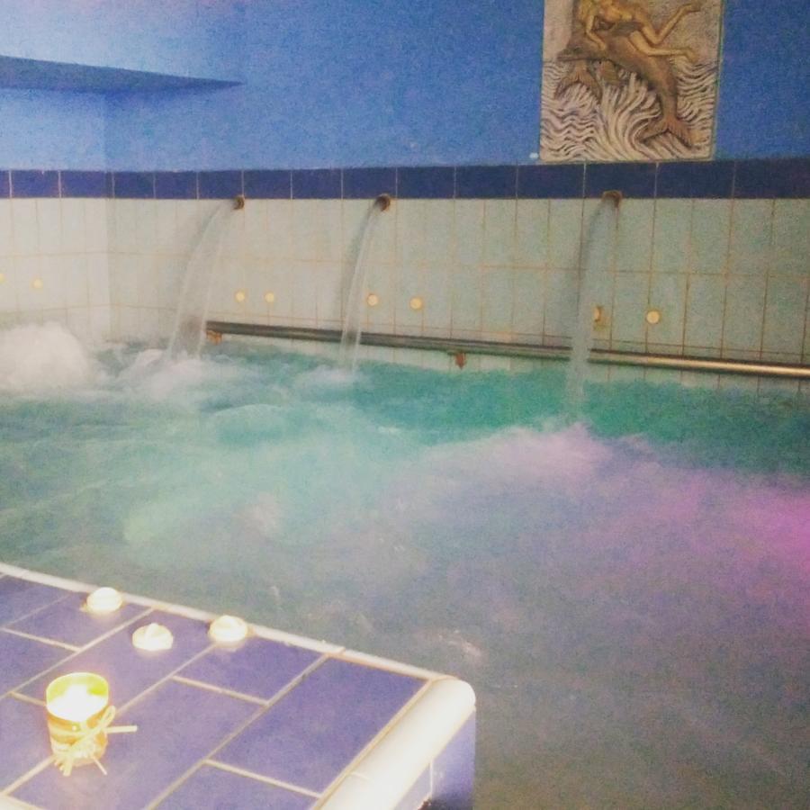 9 Queens Spa Hotel Loutra Edipsou  Eksteriør billede